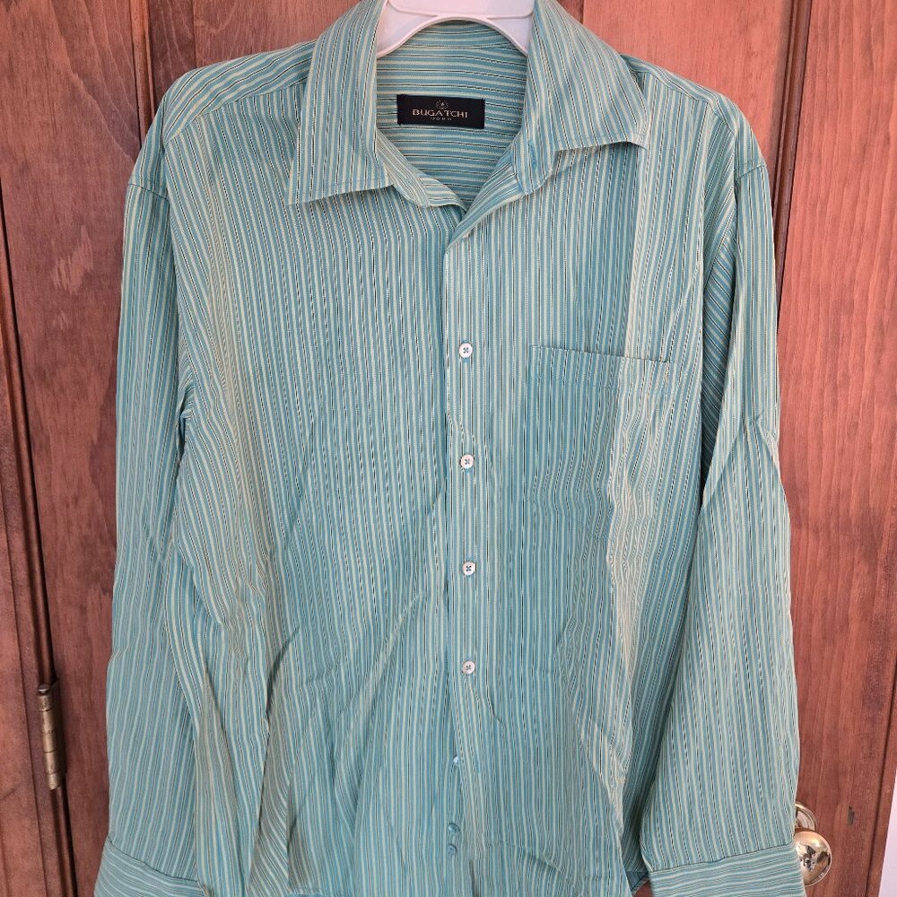 Bugatchi Mens Green Casual Button Down Shirt with Pinstripe Design Sz M